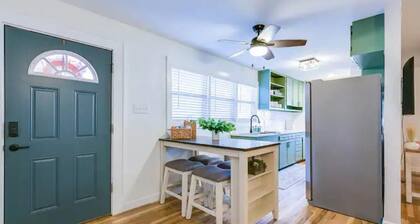 Cozy, Spacious & Modern w/ 3 BR!