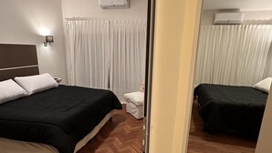 Family Double Room | Egyptian cotton sheets, premium bedding, pillowtop beds, in-room safe - Aires Del Cerro (Salta)