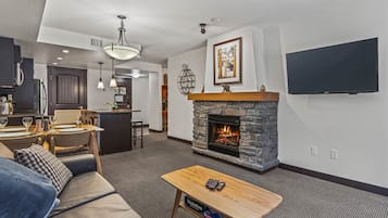 TV, fireplace, computer monitors