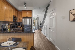 Fridge, microwave, oven, dishwasher