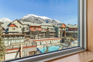 Interior - Penthouse 1 bed | Hot Tub & Pool | Mountain Views (Canmore)