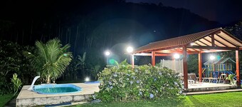 Sítio com Piscina - Sentido Cascata do Galo