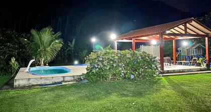 Sítio com Piscina - Sentido Cascata do Galo