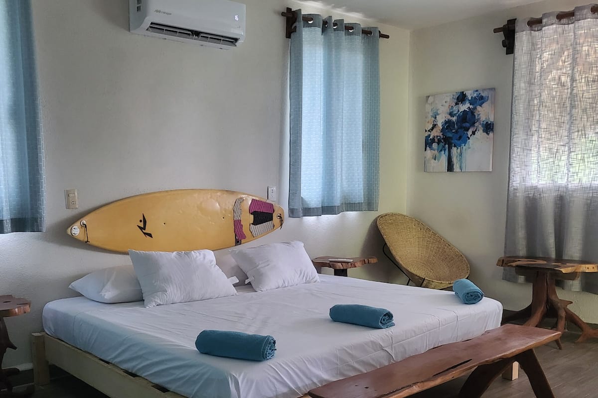 Wifi gratis y ropa de cama