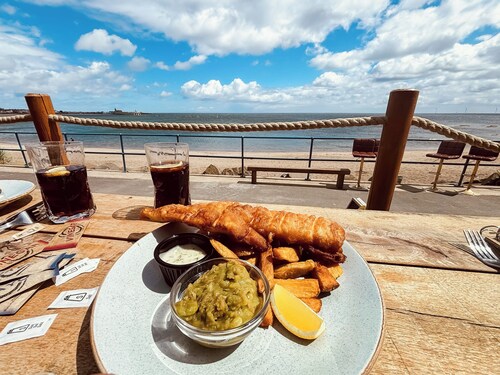 Experience coastal bliss in Newbiggin-by-the-Sea, Northumberland.
