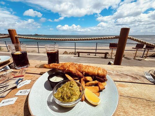 Experience coastal bliss in Newbiggin-by-the-Sea, Northumberland.