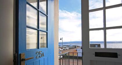 3 bedroom accommodation in Avoch, near Fortrose