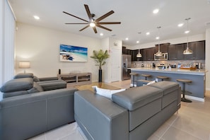 Smart TV, video games - Disney Area 5BR Home with Heated Pool ,Resort Amenities at Windsor Island Resort (Davenport)