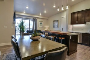 Dining - Sage Creek Resort "Top Floor C12" Pool - Hot Tub (Moab)