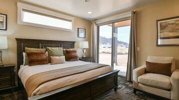 3 slaapkamers, een strijkplank/strijkijzer, reisbedje, gratis wifi