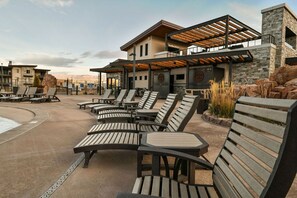 Terrace/patio - Moab Arches C4 "Sage Creek" - Heated Pool-Hot Tubs (Moab)