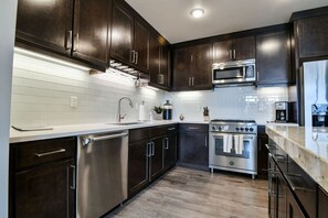 Fridge, microwave, oven, stovetop - SageCreek Moab Resort "C8" - Heated Pool - Hot Tub (Moab)