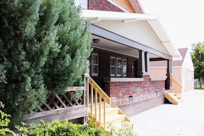 âThe Frankâ Townhouse in McCook