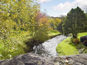 Property grounds - 1 bedroom accommodation in Abergorlech (Abergorlech)