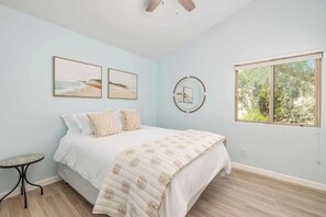 4 soveværelser, skrivebord, strygejern/strygebræt, gratis Wi-Fi