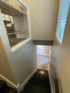 Interior - Mid-City Loft / Lovely & Safe 2 bed / 2 bath (Lafayette)