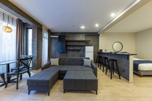 Superior Studio | Premium bedding, individually decorated, individually furnished, desk