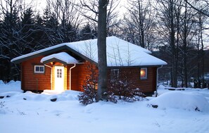 Exterior - Gorgeous home in Fjälkinge with kitchen (Fjälkinge)