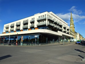 Esterni