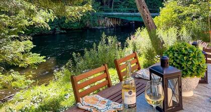 Firefly Lodge on the Boardman River with Hot Tub and Woodstove