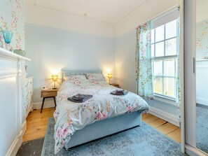 5 dormitorios, wifi gratis, ropa de cama