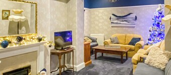 5 bedroom accommodation in Wem, near Shrewsbury