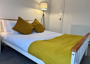 Ferienhaus | 3 Schlafzimmer, Bügeleisen/Bügelbrett, kostenloses WLAN, Bettwäsche