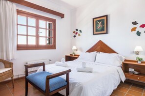 3 bedrooms, iron/ironing board, free WiFi, bed sheets - "Teresita High Views" with Panoramic View, Private Pool, Wi-Fi, Garden & Terrace (Santa Brígida)