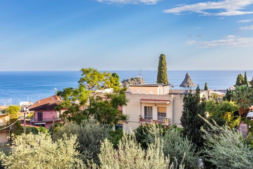Appartement 'Antonia House' avec vue sur la mer, Wi-Fi et climatisation