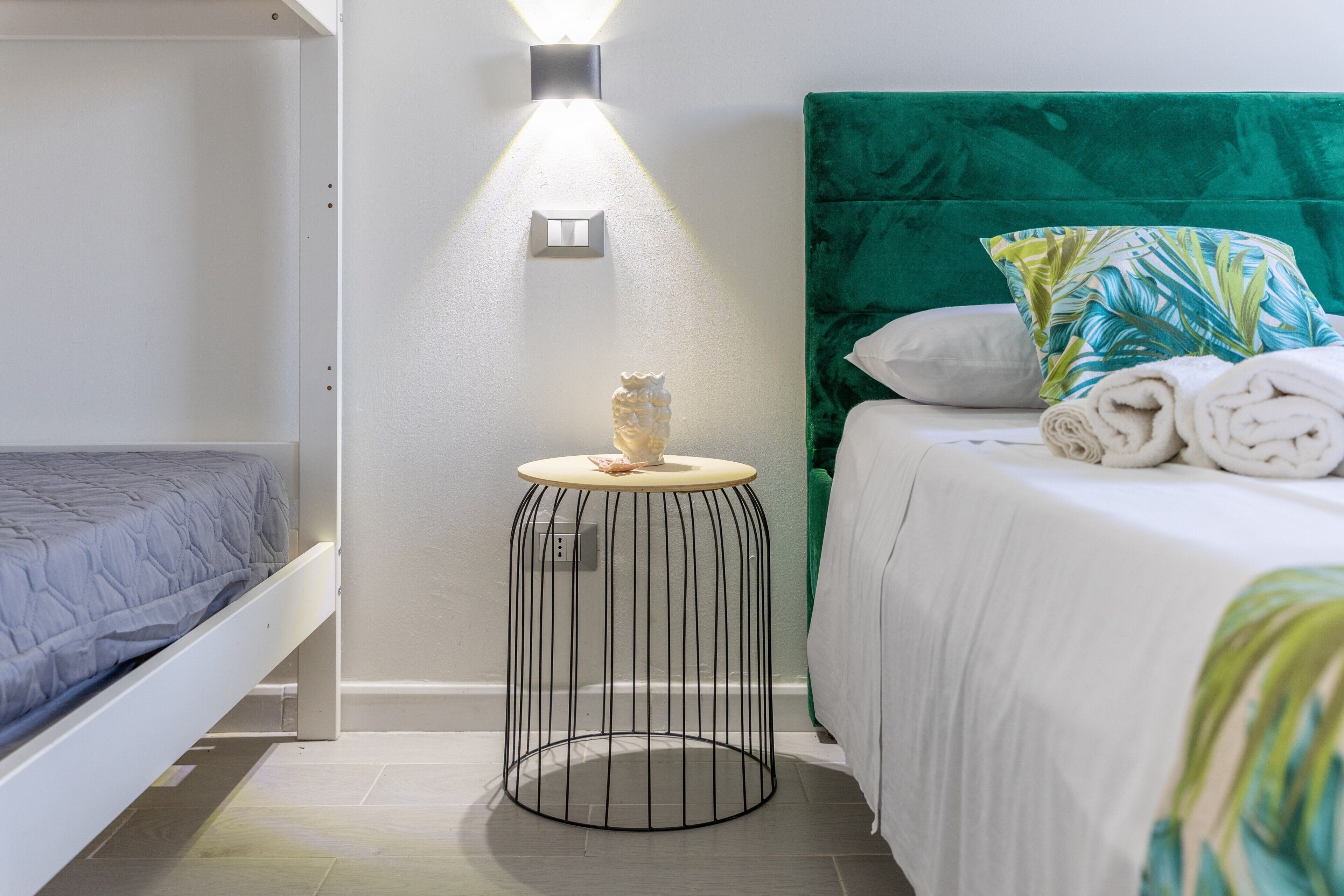 1 室のベッドルーム、アイロン / アイロン台、WiFi (無料)、ベッドシーツ