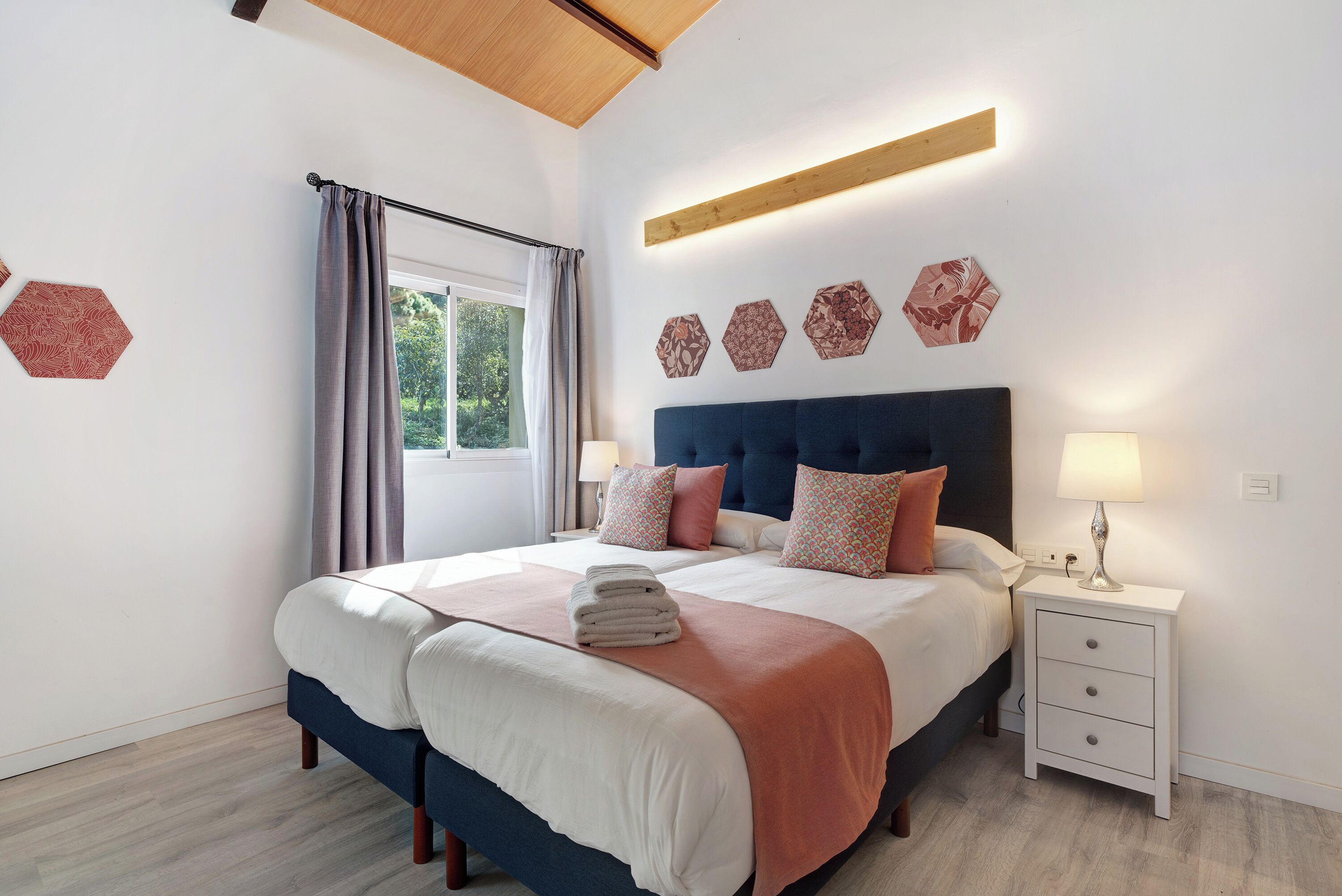 1 bedroom, free WiFi, bed sheets