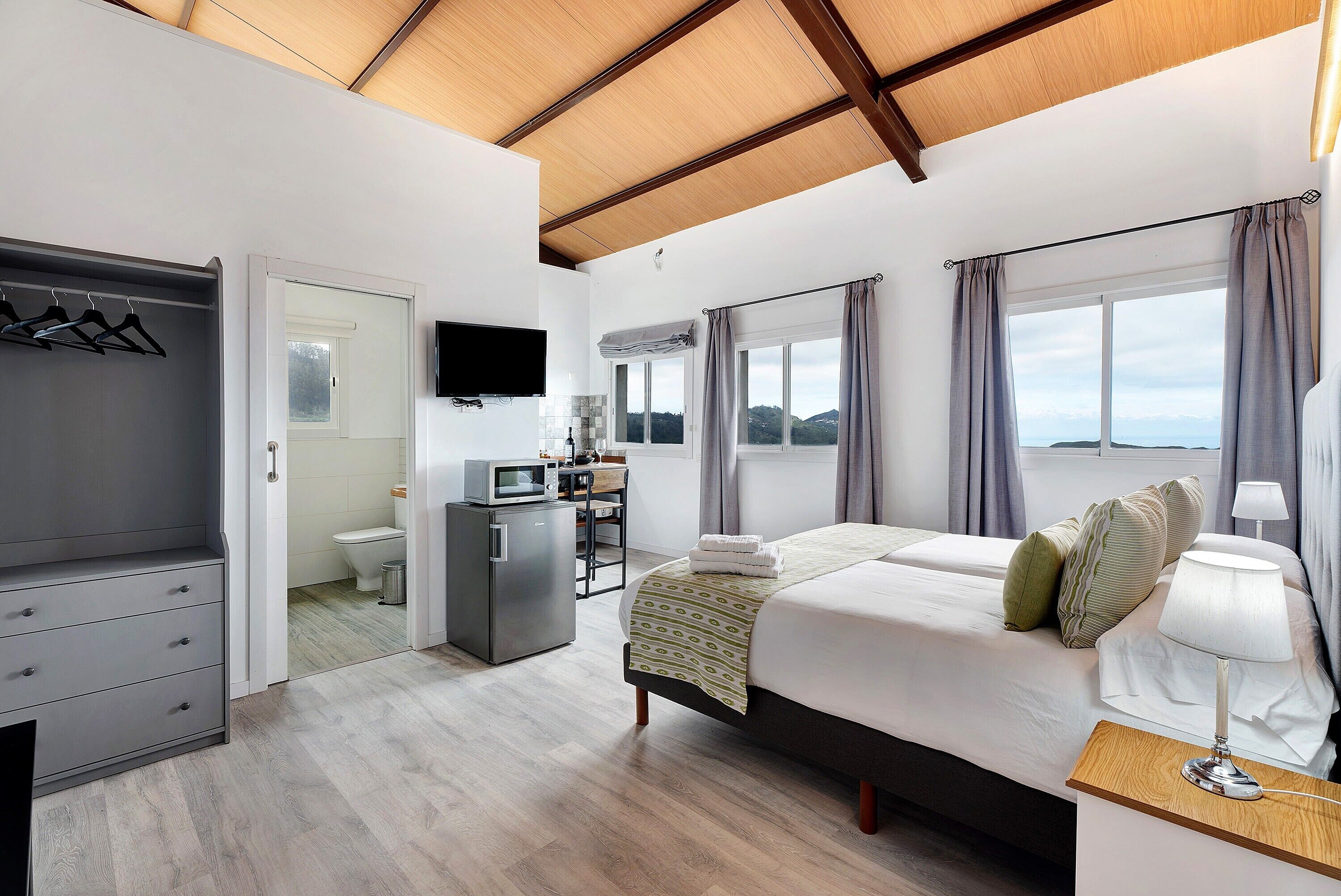 1 dormitorio, wifi gratis, ropa de cama y accesible en silla de ruedas