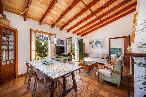 Country House 'Can Pamboli' with Mountain View, Wi-Fi and Air Conditioning