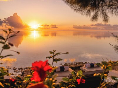Villa Vanaki - Beachfront Villa 4BR w/ AC