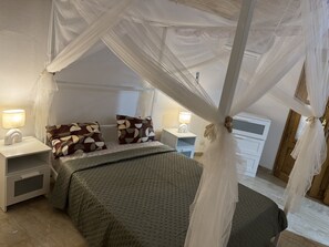 3 bedrooms, iron/ironing board, WiFi, bed sheets - Cases Conviviales et Chaleureuses (Ngaparou)