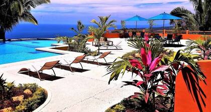 Amazing jungle & ocean views tiny condo PB4 with 1 bedroom at Vista Encantada!