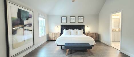 5 bedrooms, free WiFi, bed sheets