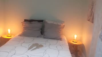 1 bedroom, WiFi, bed sheets