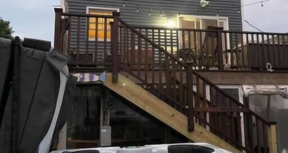 Beach house with hot tub, bikes, and beach passes