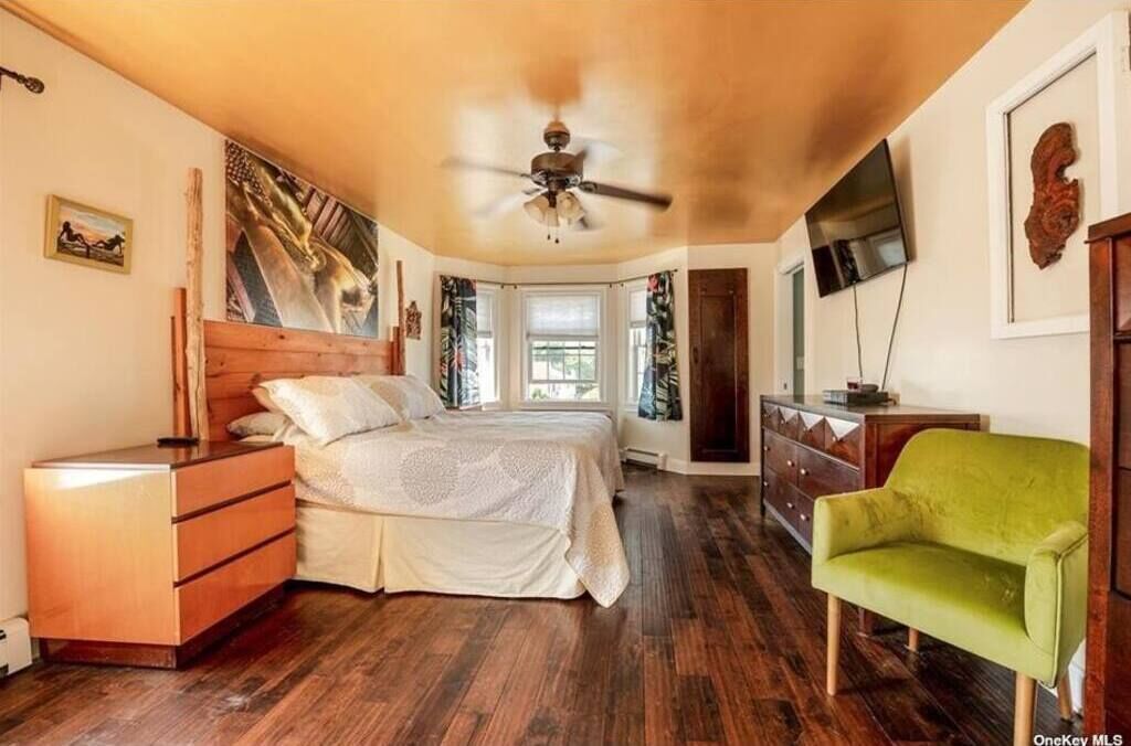 3 bedrooms, iron/ironing board, travel crib, WiFi