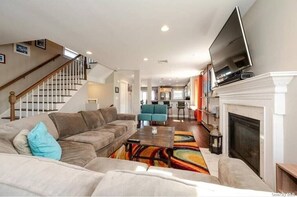 TV, fireplace, DVD player