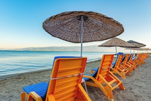 Playa privada y bar en la playa 