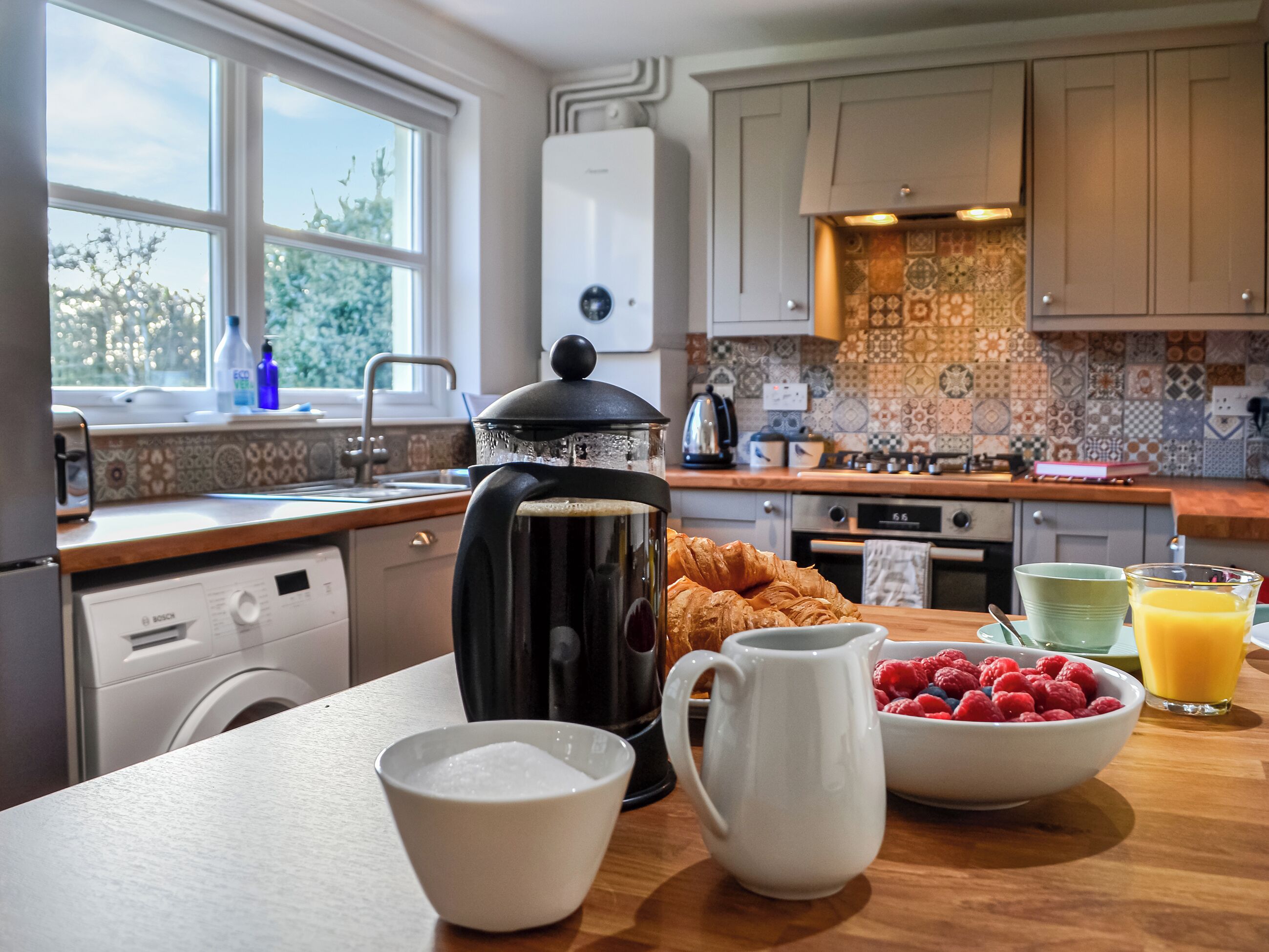 洗碗机、高脚椅