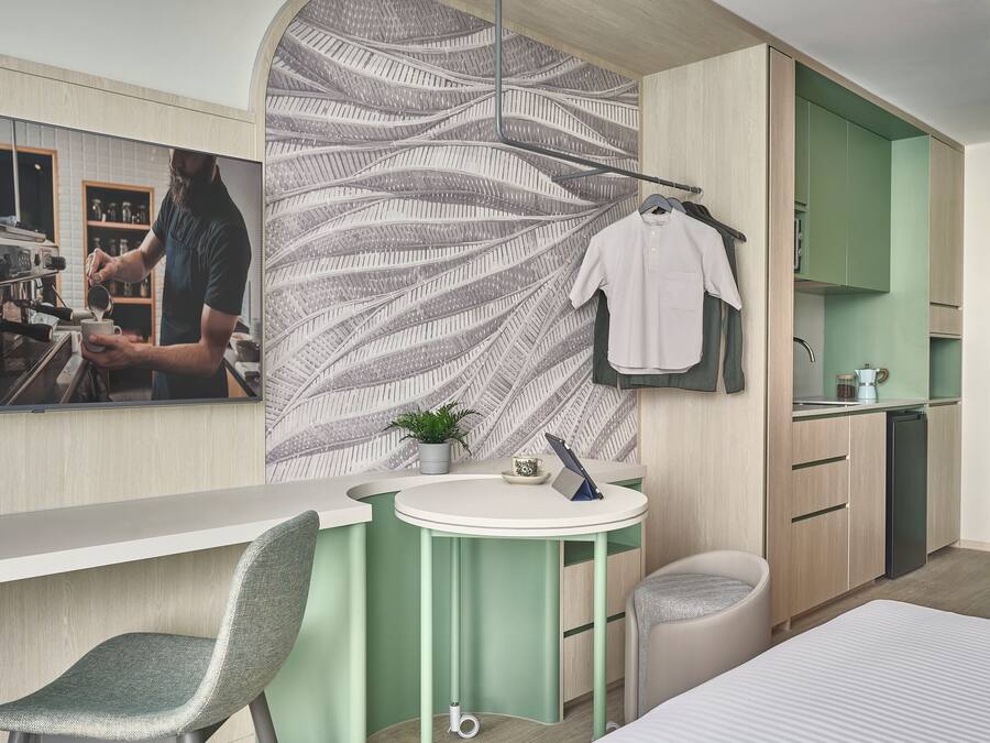 Private kitchenette