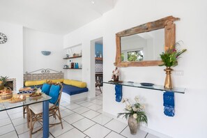 Interior - Villa Gilù in Sorrento coast - De Vivo Realty (Massa Lubrense)