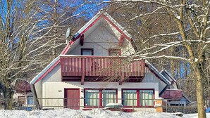 Exterior - Cozy home in Kirchheim with WiFi (Kirchheim)