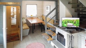 Interior - Cozy home in Kirchheim with WiFi (Kirchheim)