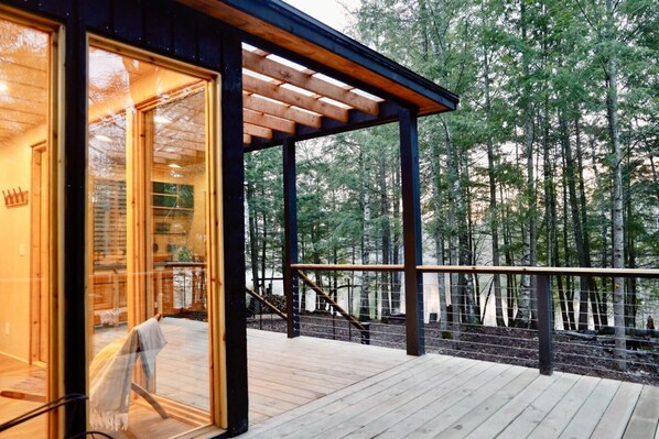 Terrace/patio - Relaxing Lakeside Cabin with Direct ATV & Snowmobile Trail Access! (Park Falls)