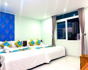 家庭开间套房 | 埃及棉床单、高档床上用品、Select Comfort 床、迷你吧