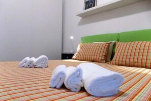 2 Schlafzimmer, Bügeleisen/Bügelbrett, WLAN, Bettwäsche